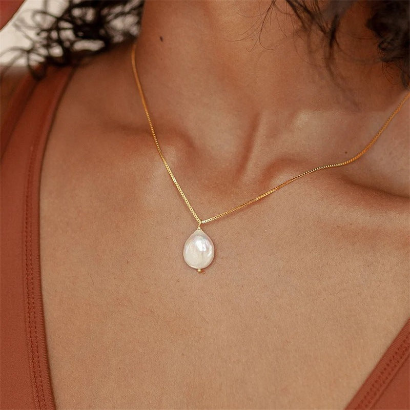 Freshwater Pearl Necklace For Women In Steel Color With Electroplated Finish And Box Chain Featuring Freshwater Pearl Inlay