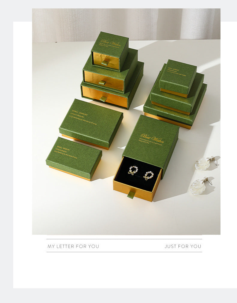 Luxurious Jewelry Packaging Featuring Elegant Hot Stamping Design