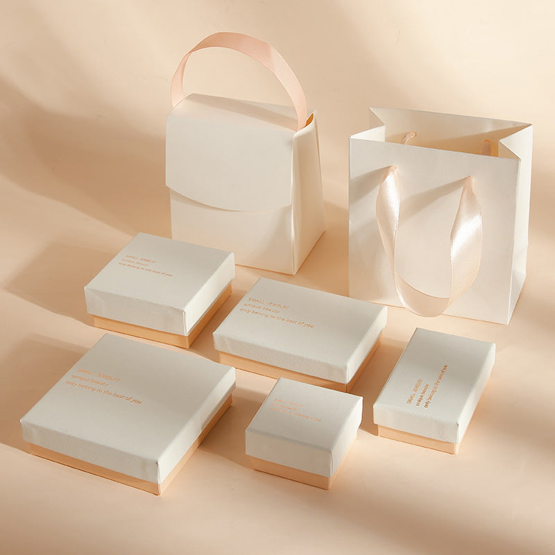 Chinoiserie Style Jewelry Packaging Box Featuring Elegant Design For Sophisticated Presentation