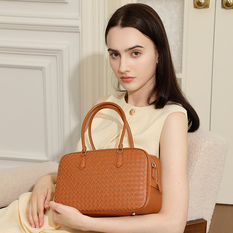 Handcrafted Leather Woven Handbag Top Layer Cowhide Single Shoulder Crossbody Commuter Bag For Women Autumn New Arrival