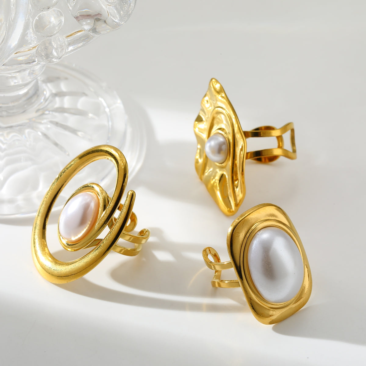 Elegant Open Ring Geometric Pattern Vacuum Plated 18K Stainless Steel Imitation Pearl Round Shape Fashionable Jewelry For Women