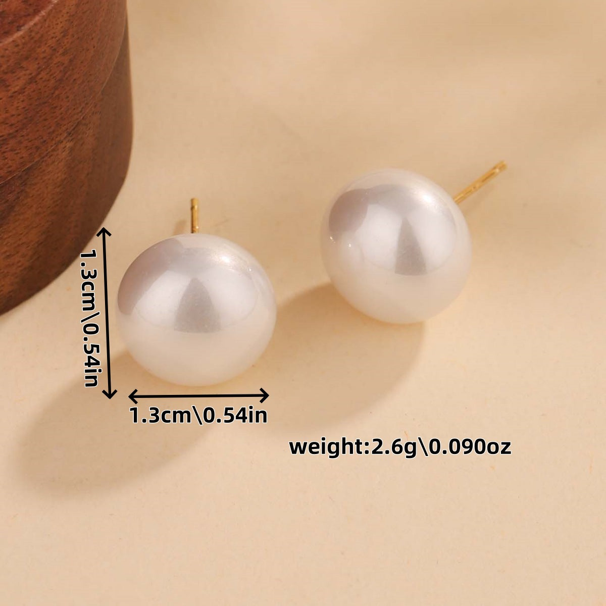 Elegant Simple White Pearl Ear Rings For Women French Style Fashionable Versatile Jewelry Geometric Pattern Round Electroplated