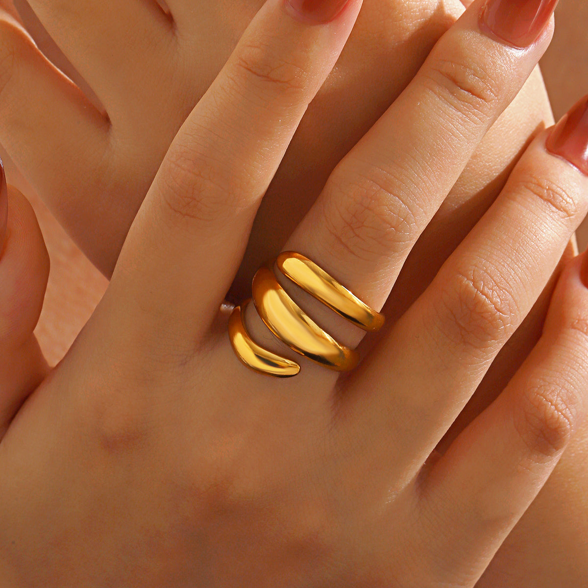 Cutting Lines Rings For Women In 304 Stainless Steel With 18K Real Gold PVD Coated Plating Thickness 0.01µm