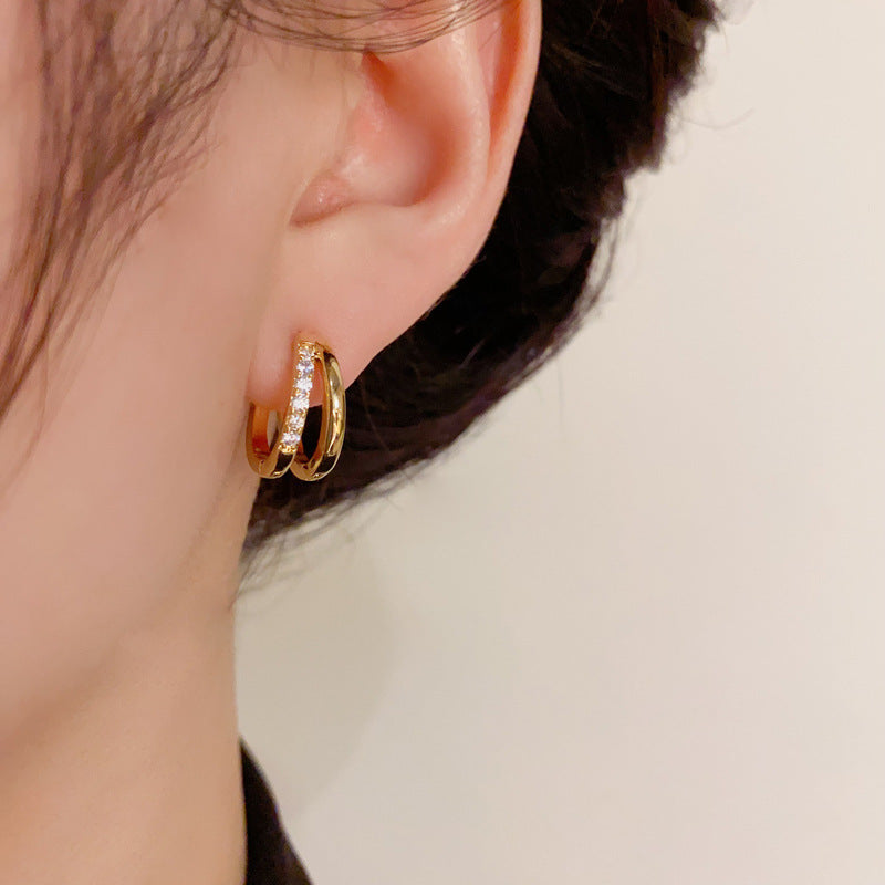 Luxurious Circle Hoop Earrings For Women In Copper Alloy With Golden Plated Bezel Setting And Zircon Inlay