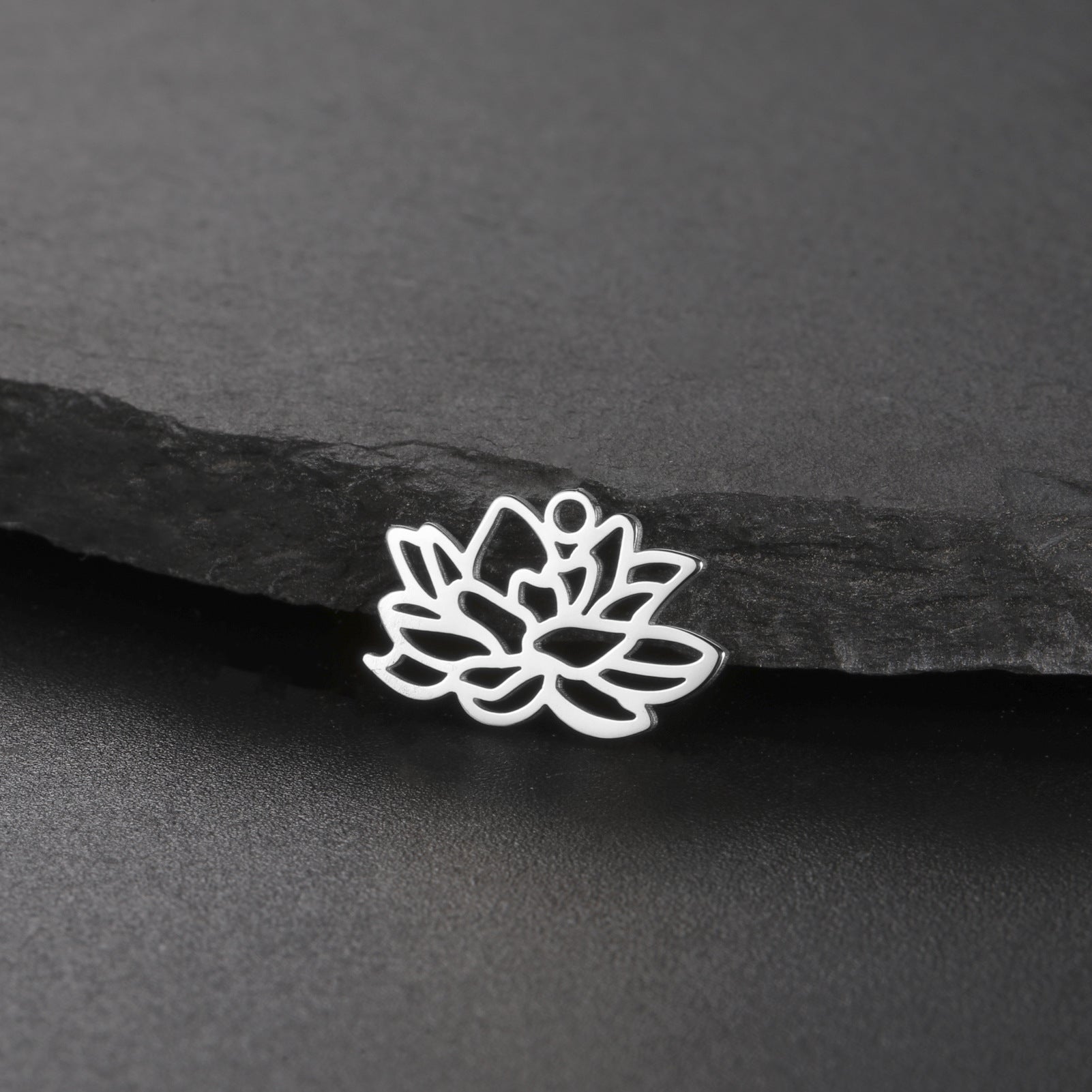 New New Style Hollow December Birth Flower Pendant DIY Necklace Earring Jewelry Small Accessories Stainless Steel Crafted