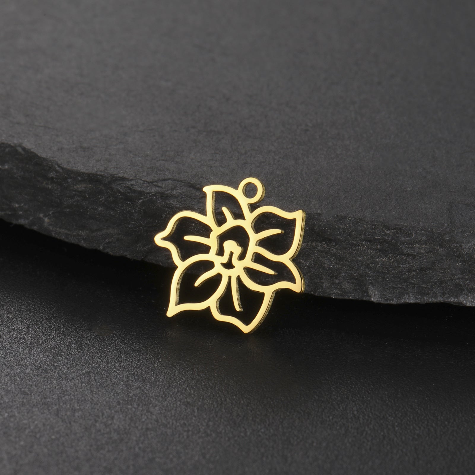 New New Style Hollow December Birth Flower Pendant DIY Necklace Earring Jewelry Small Accessories Stainless Steel Crafted