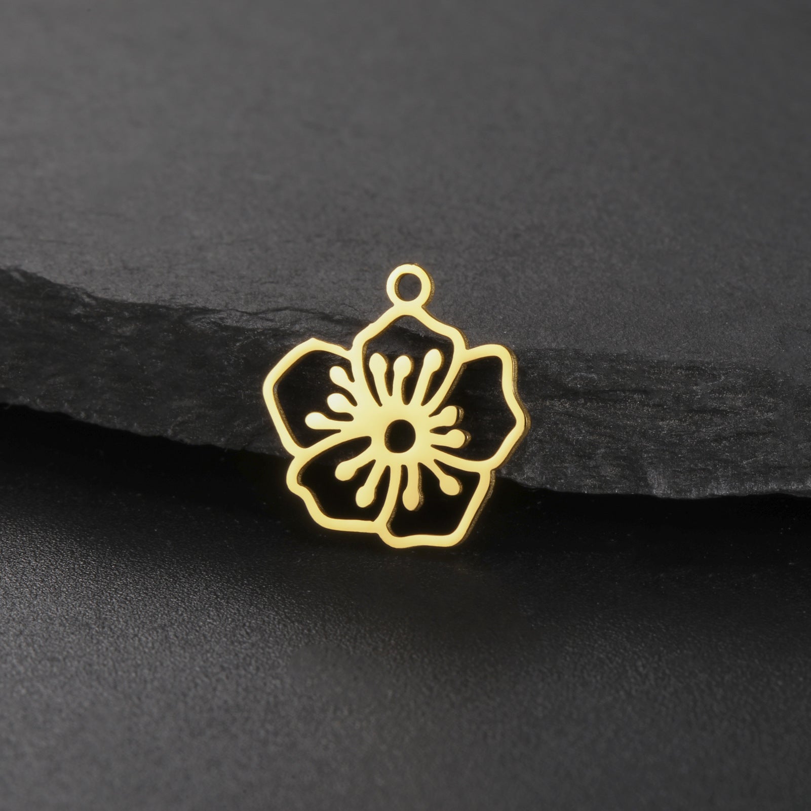 New New Style Hollow December Birth Flower Pendant DIY Necklace Earring Jewelry Small Accessories Stainless Steel Crafted