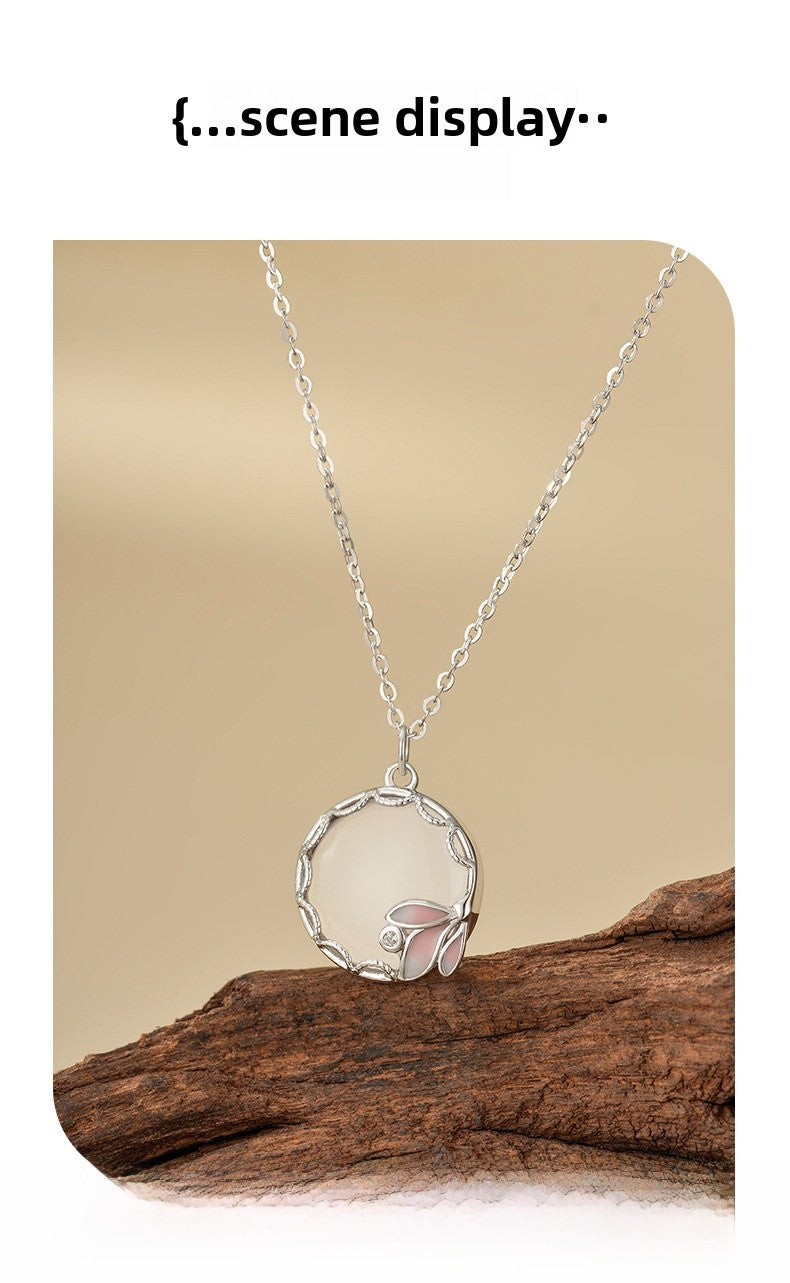 Elegant S925 Sterling Silver Necklace For Women With Natural Agate Pendant Geometric Pattern Painted Surface Floral Design