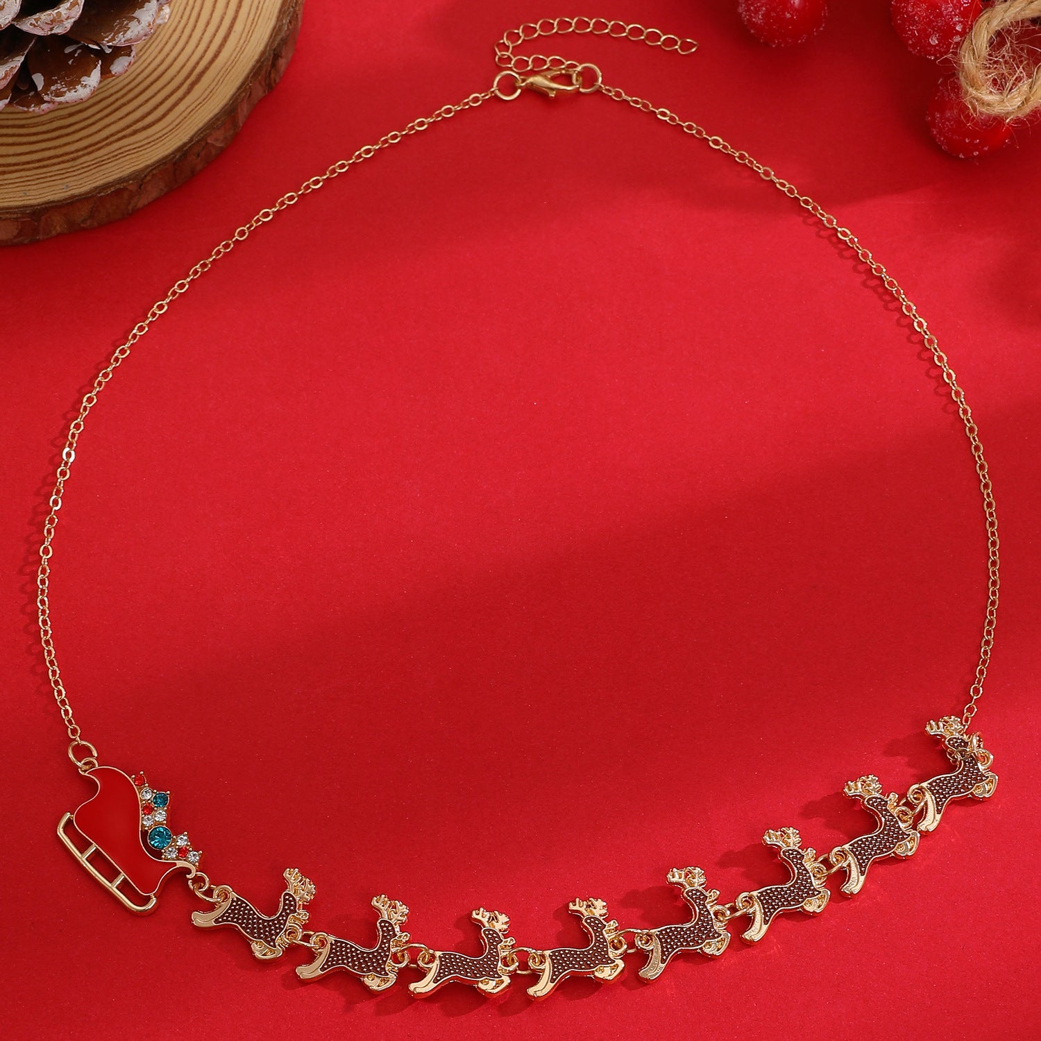 Sweet Elk Pendant Necklace For Women In KC Golden Plated Zinc Alloy Material