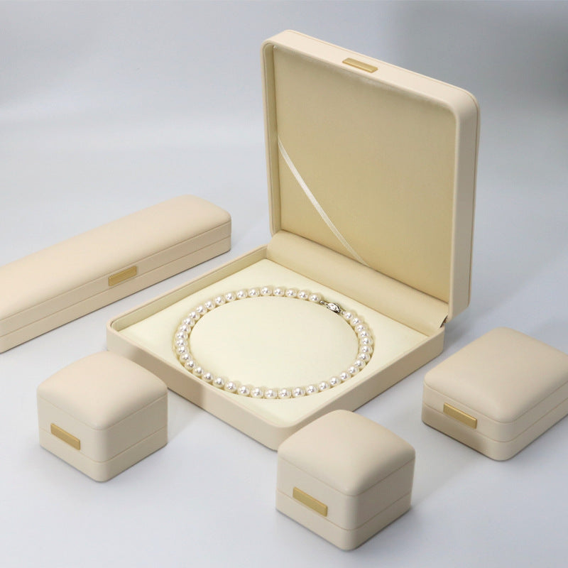 Solid Color Jewelry Box Set With Synthetic Gemstones Featuring 3D Print Craftsmanship In Beige For Valentine's Day