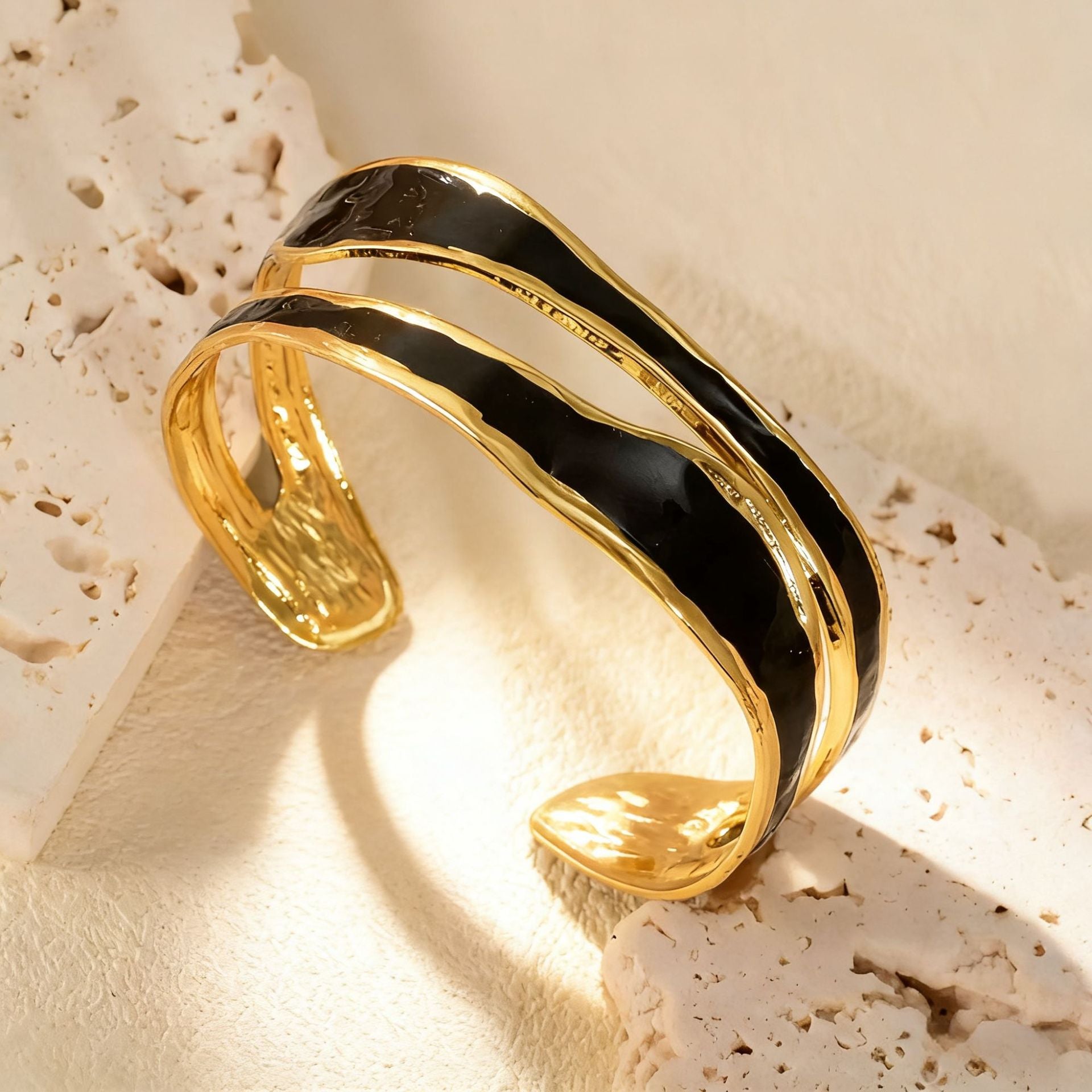 Geometric Enamel Bangle For Women In 304 Stainless Steel With Golden Electroplated Coating 0.03µm Thickness