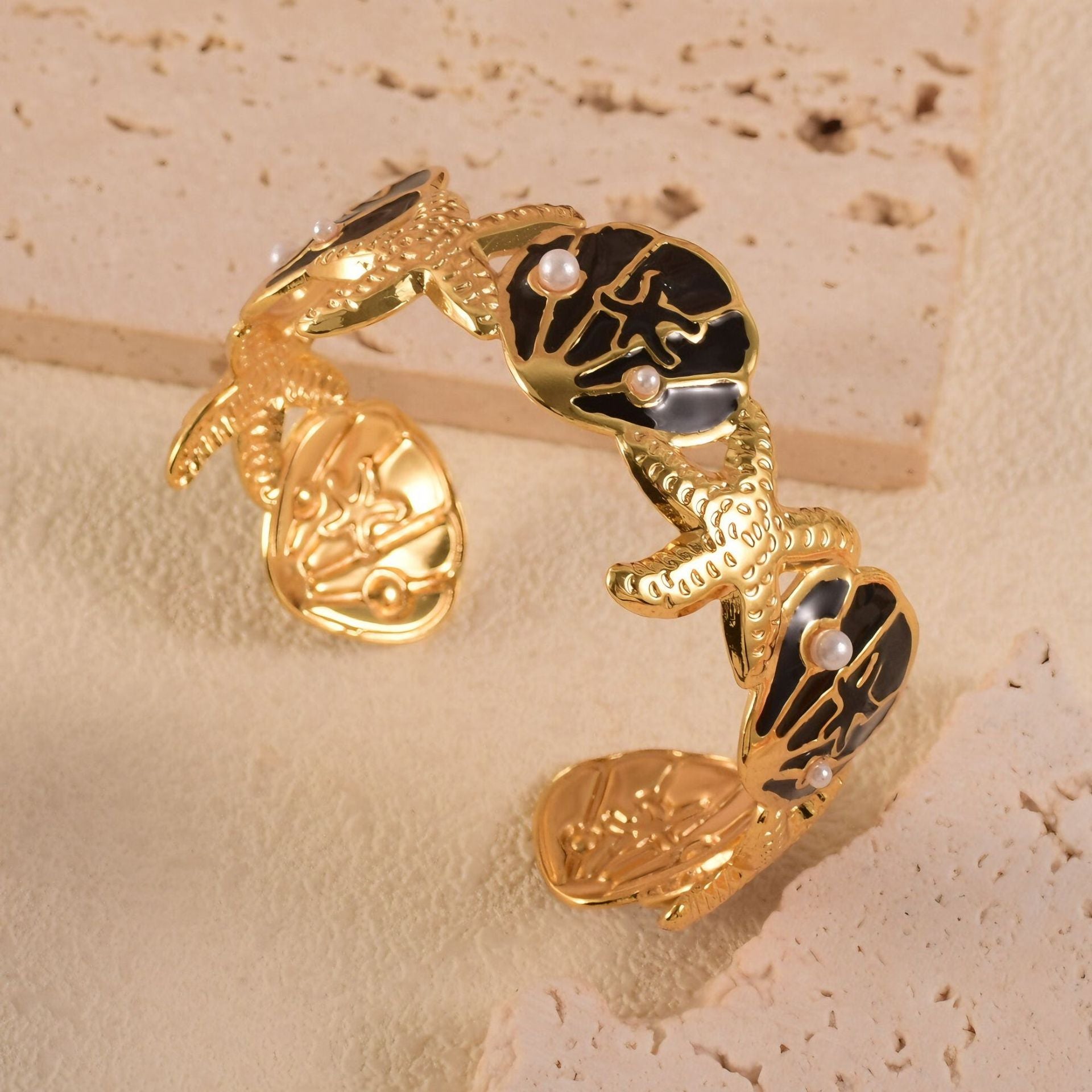 Open Bracelet With Inlaid Pearl, Star And Shell Design, Stainless Steel Gold Suitable For Women's Vacation