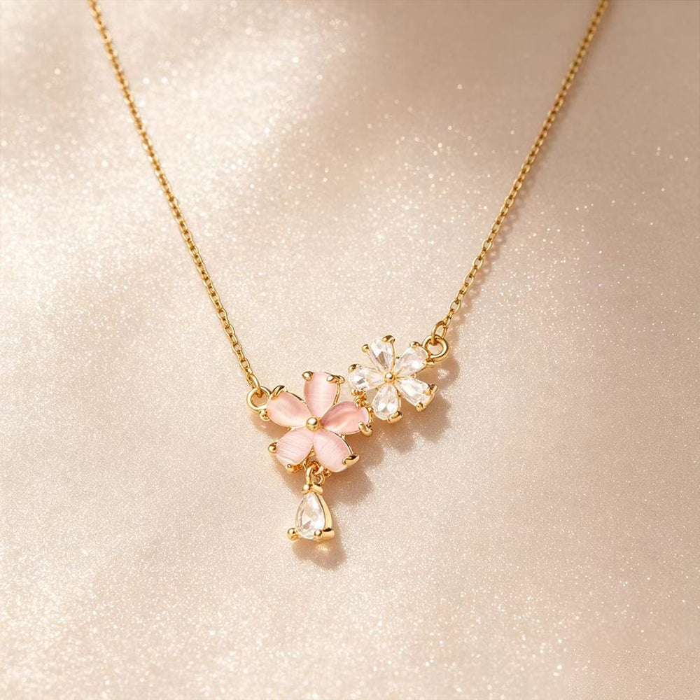 Hypoallergenic Flowers Necklace For Women In 304 Stainless Steel With 18K Real Gold PVD Coating And Zircon Inlay On Cable Chain