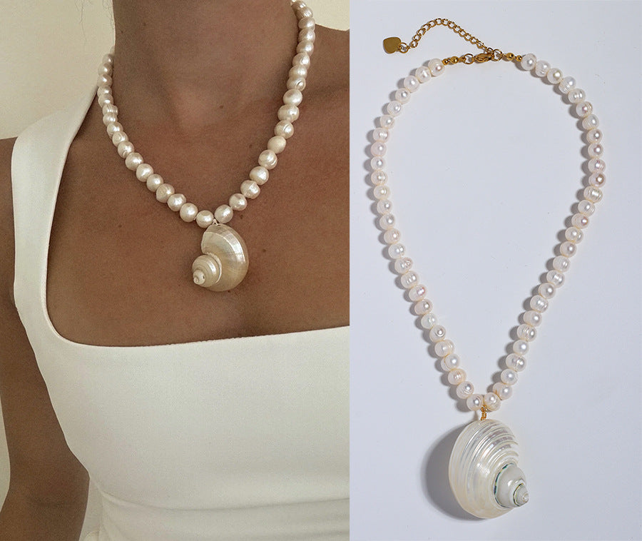 Conch Freshwater Pearl Titanium Steel Beaded Handmade Conch Pendant Necklace