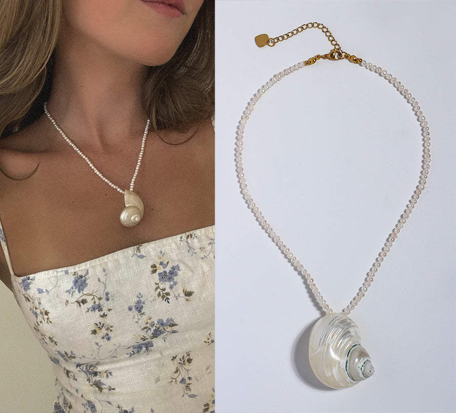 Conch Freshwater Pearl Titanium Steel Beaded Handmade Conch Pendant Necklace