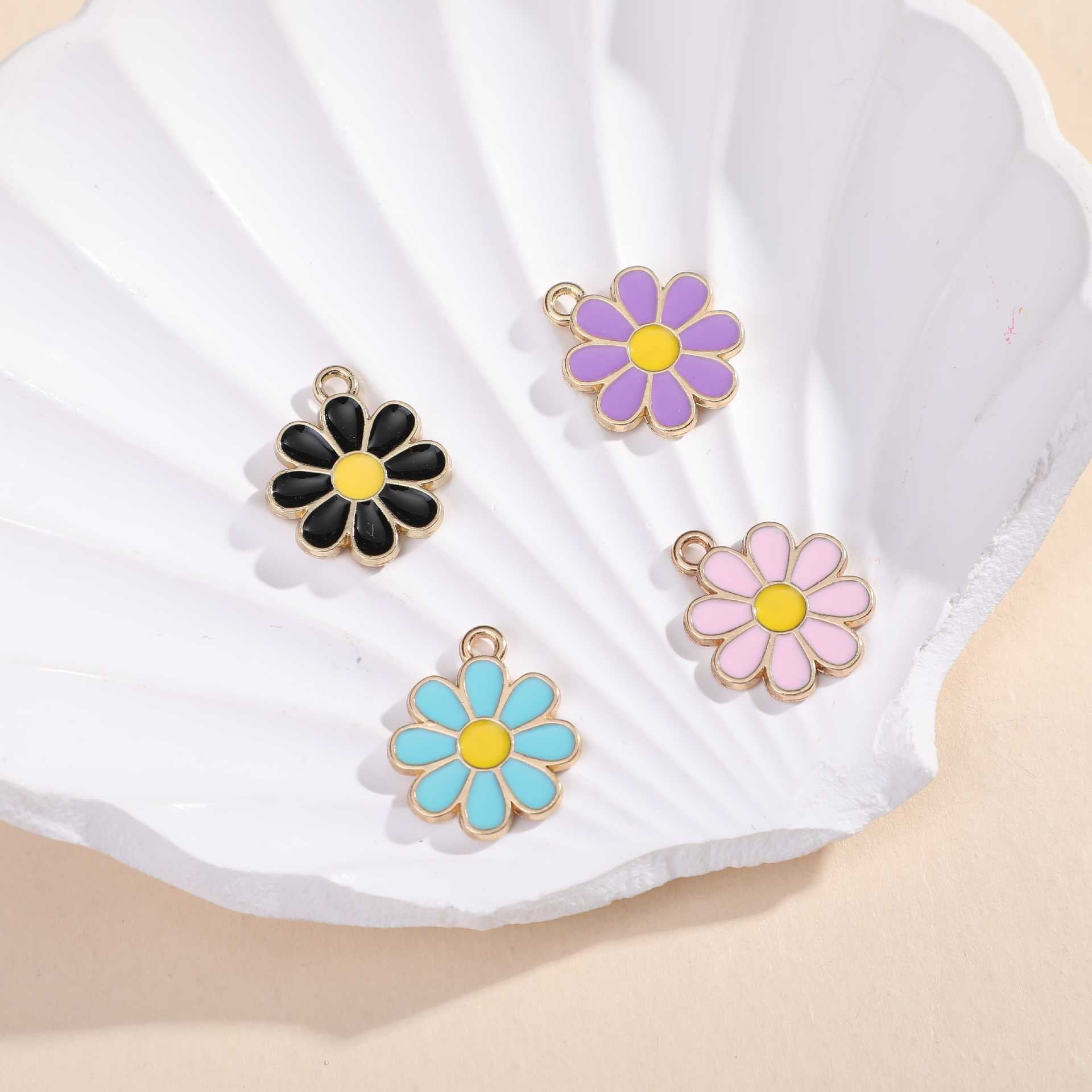 Original Design Multicolor Flowers Pendant In Alloy With Enamel Craftsmanship Jewelry Accessories