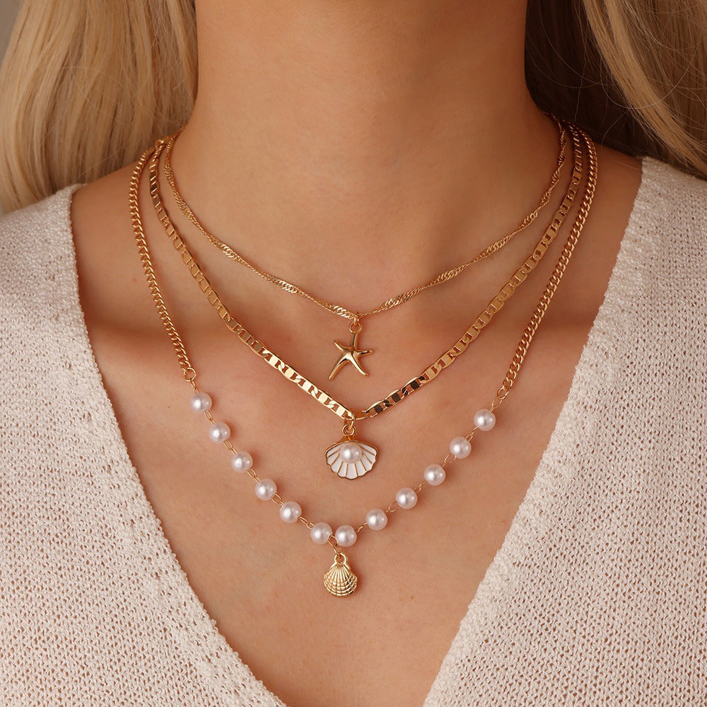 Gold Scallop Layered Necklace In Marine Style With Alloy Chain, Featuring Imitation Pearl, Designed For Women