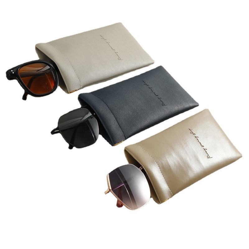 Dyed Black Glasses Case In PU Leather, Stylish And Durable Eyewear Protection