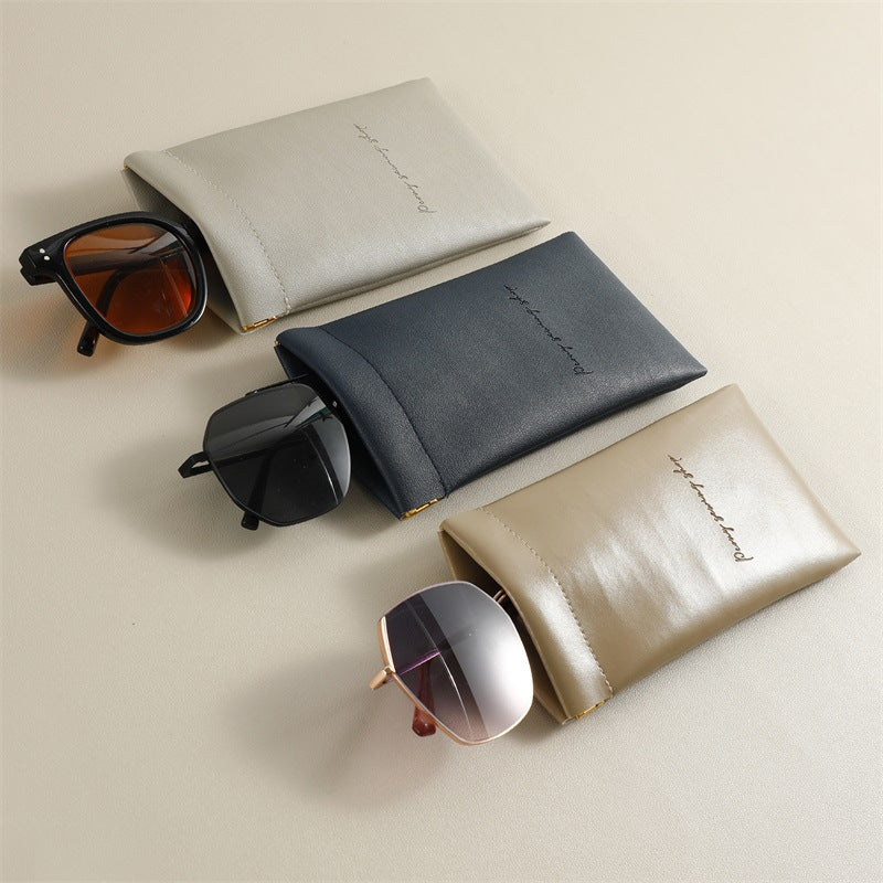 Dyed Black Glasses Case In PU Leather, Stylish And Durable Eyewear Protection