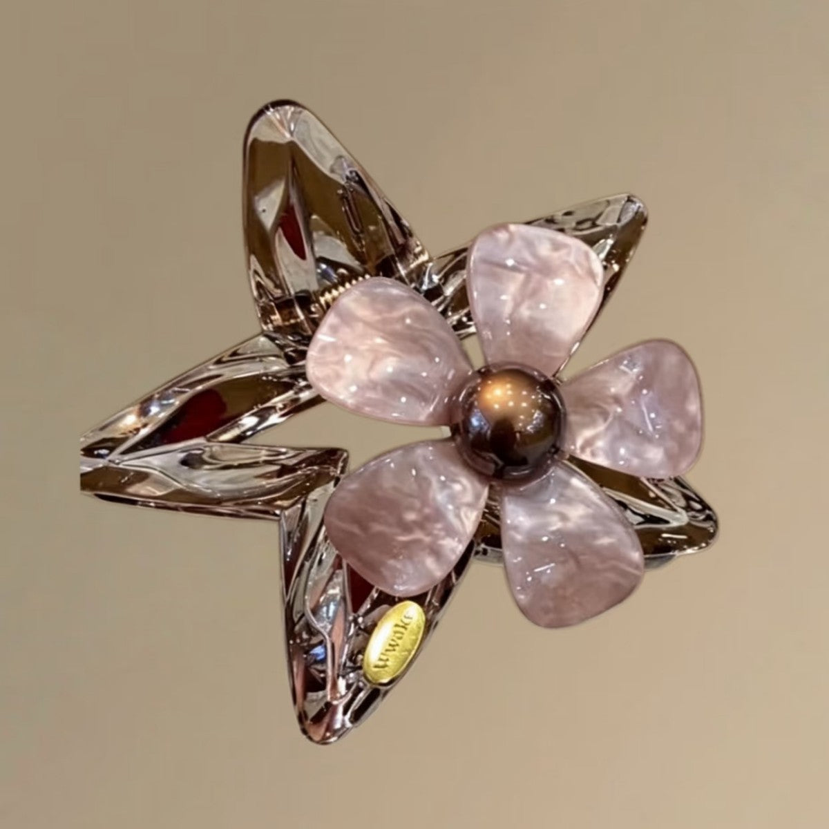 New Style Flowers Hair Claw For Women In Natural Pink With Rhinestones, Made Of Mixed Materials Hairpin