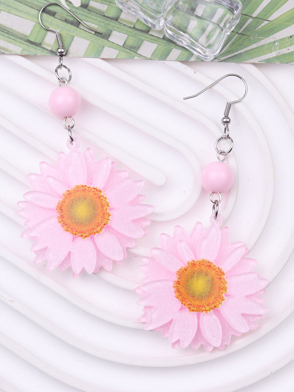 1 Pair Elegant Flower Arylic Drop Earrings