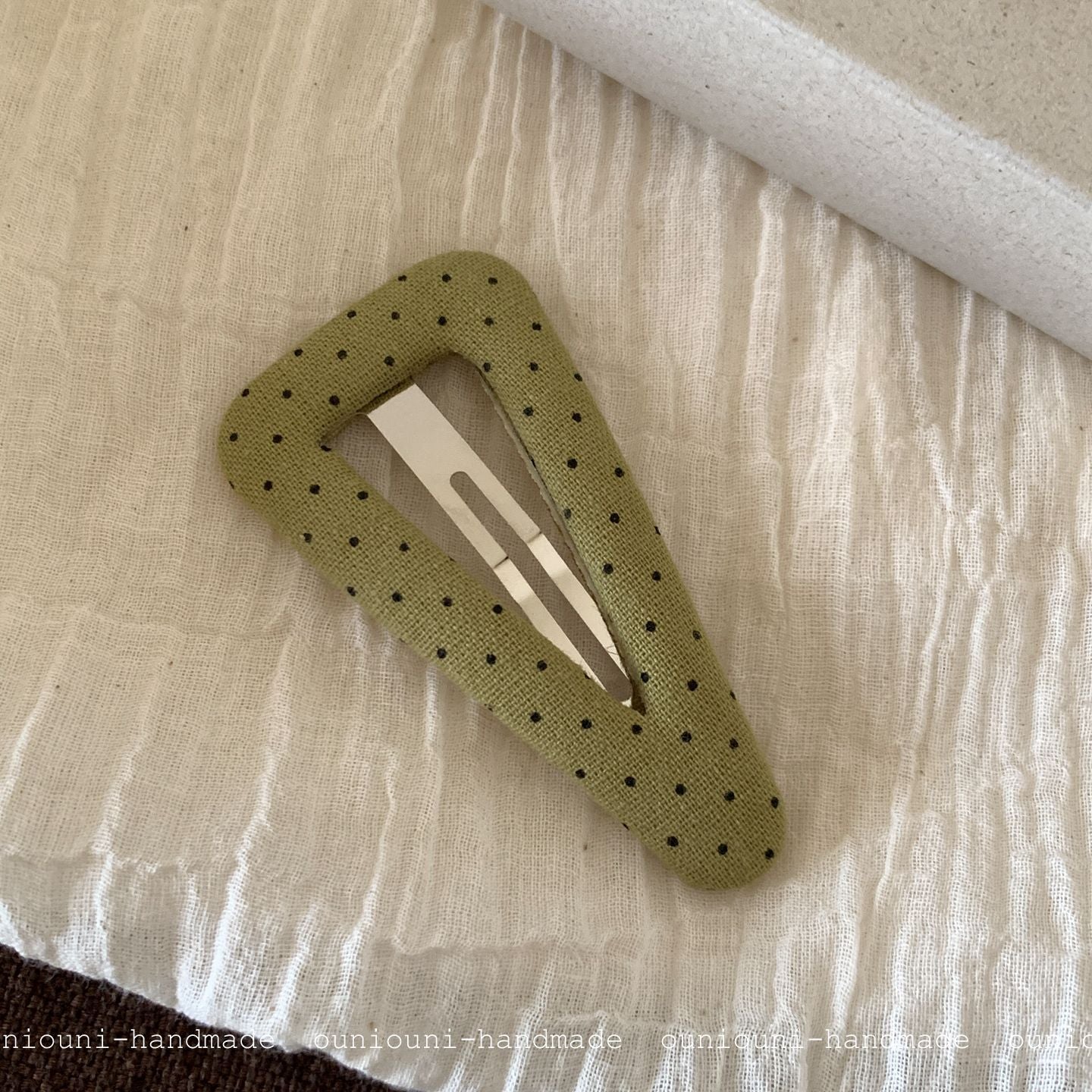 New Style Polka Dots Hairpin For Women In Green, Summer Accessory Made Of Cloth