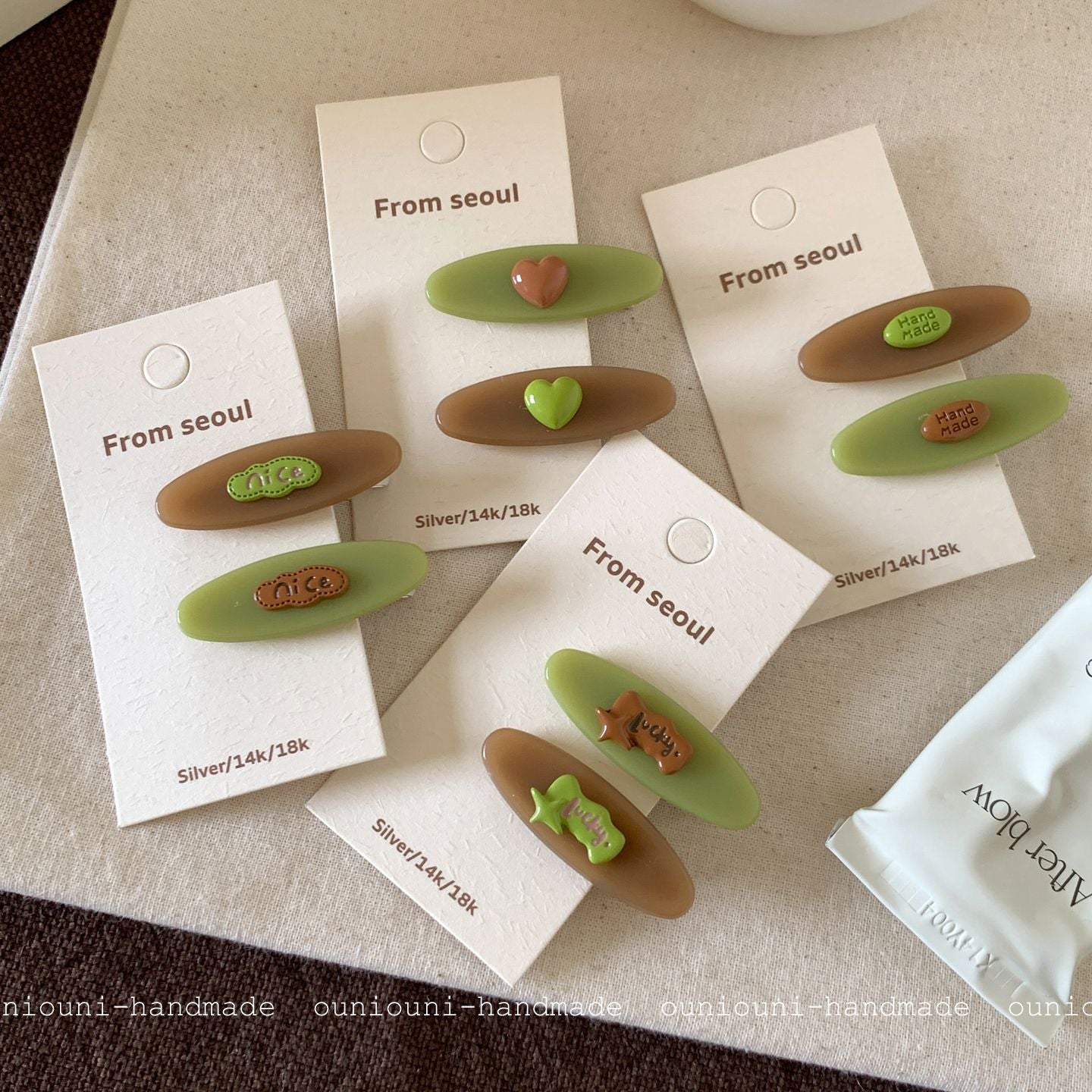 New Style Heart Shape Hairpin In Grass Green Resin, 1 Pair, Perfect For Spring & Summer