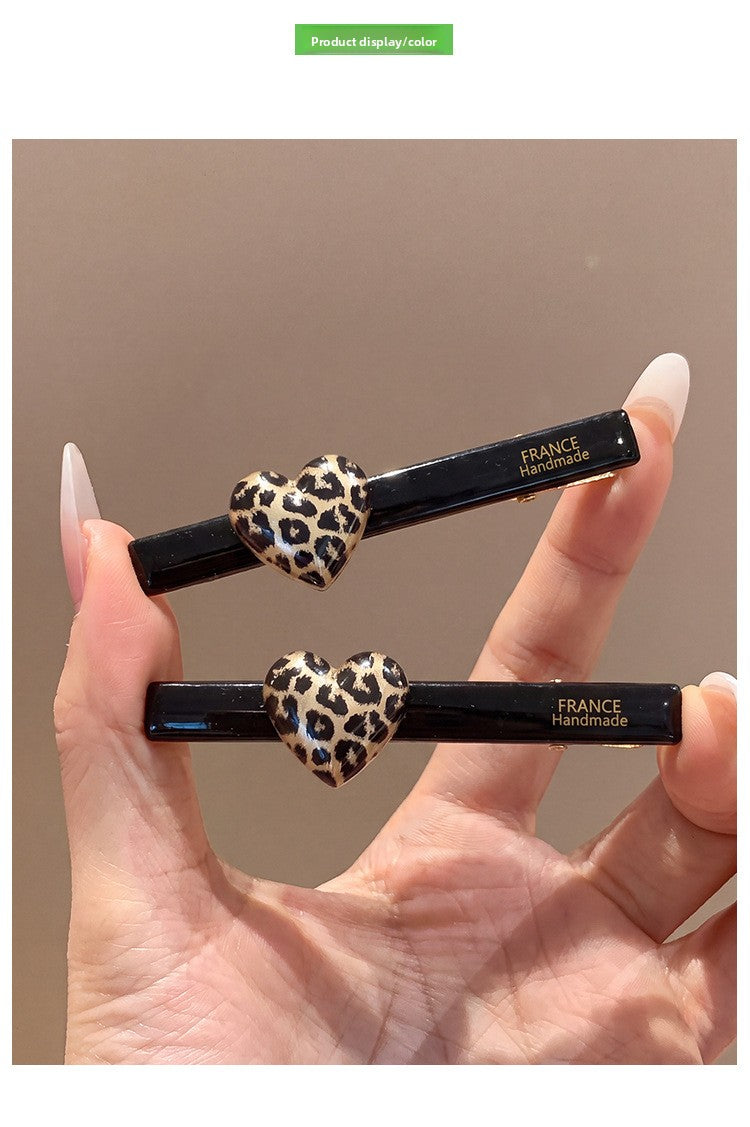 New Style Heart Shape Hair Pins For Women In Leopard Print, 1 Pair, Made Of Mixed Materials