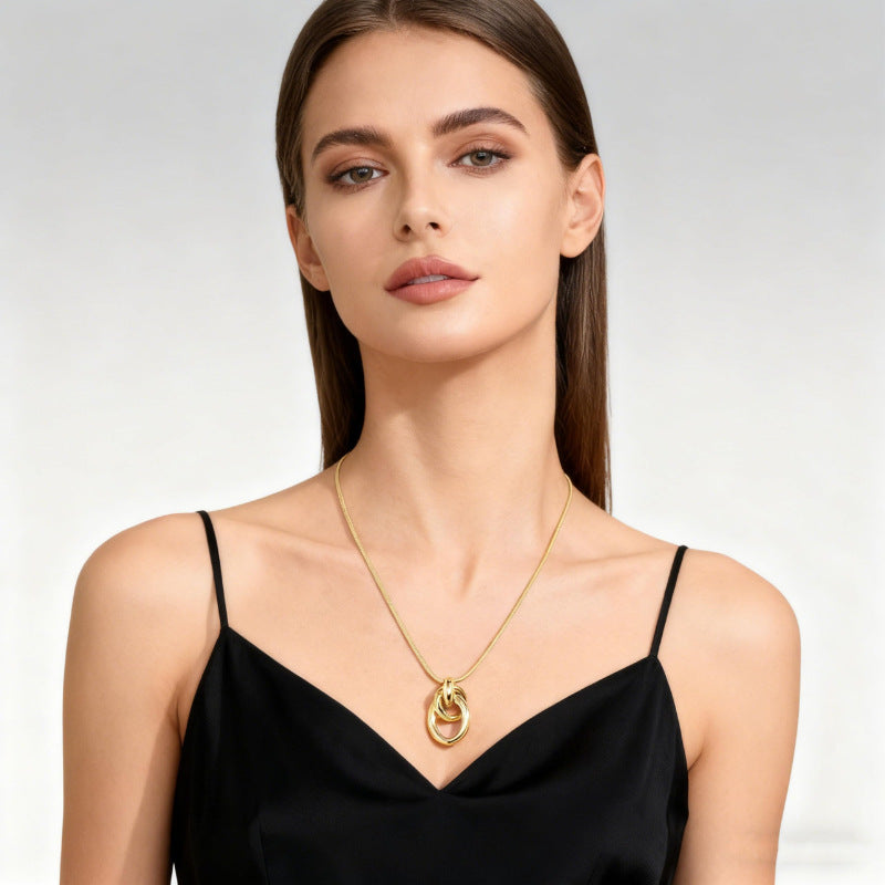 Oval Gold Necklace For Women Featuring Electroplated Copper Pendant