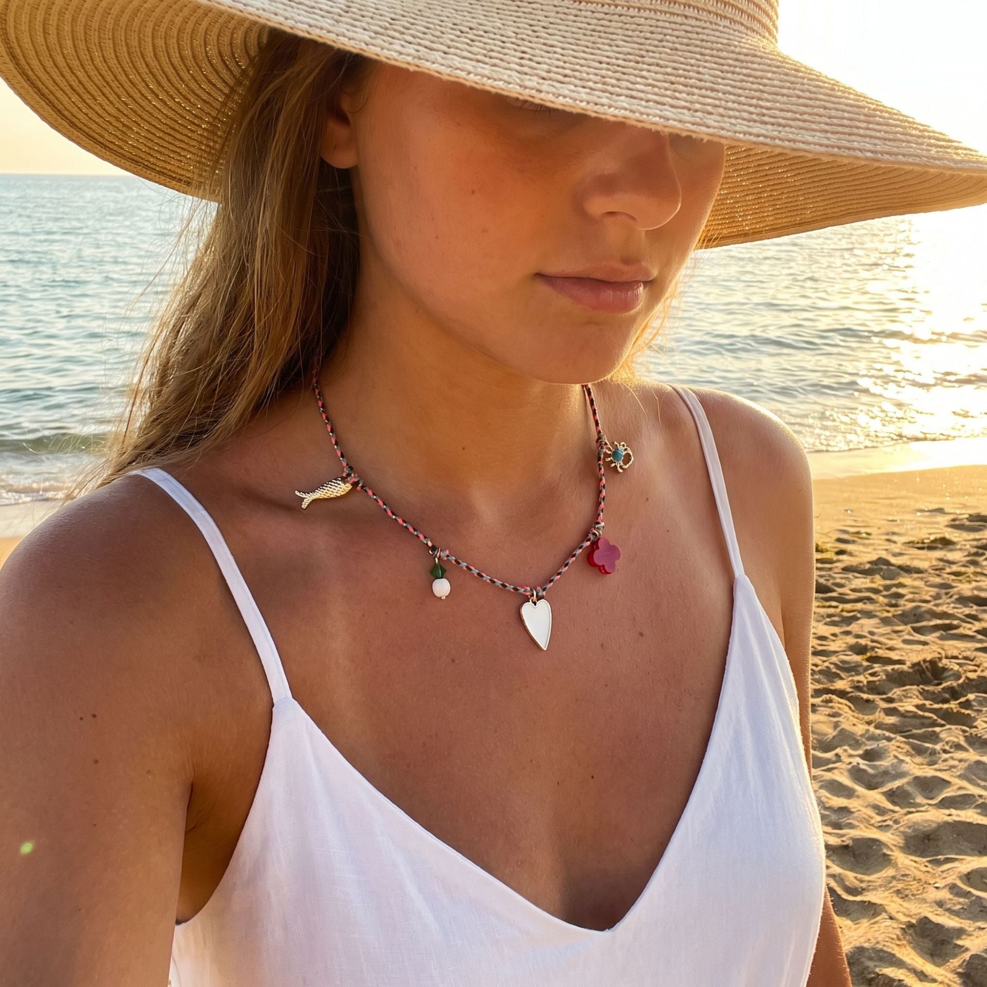 Bohemian Heart Shape Pendant Necklace For Women, Electroplated Alloy Pendant, Stylish And Unique
