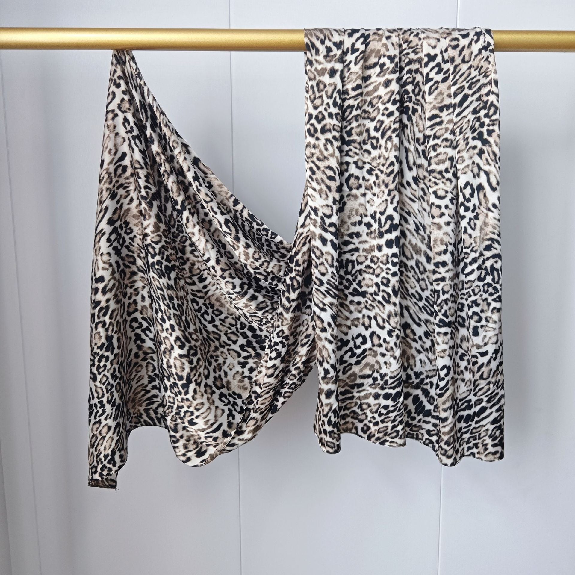 Marble Pattern Satin Scarf For Women, Perfect For Autumn Season