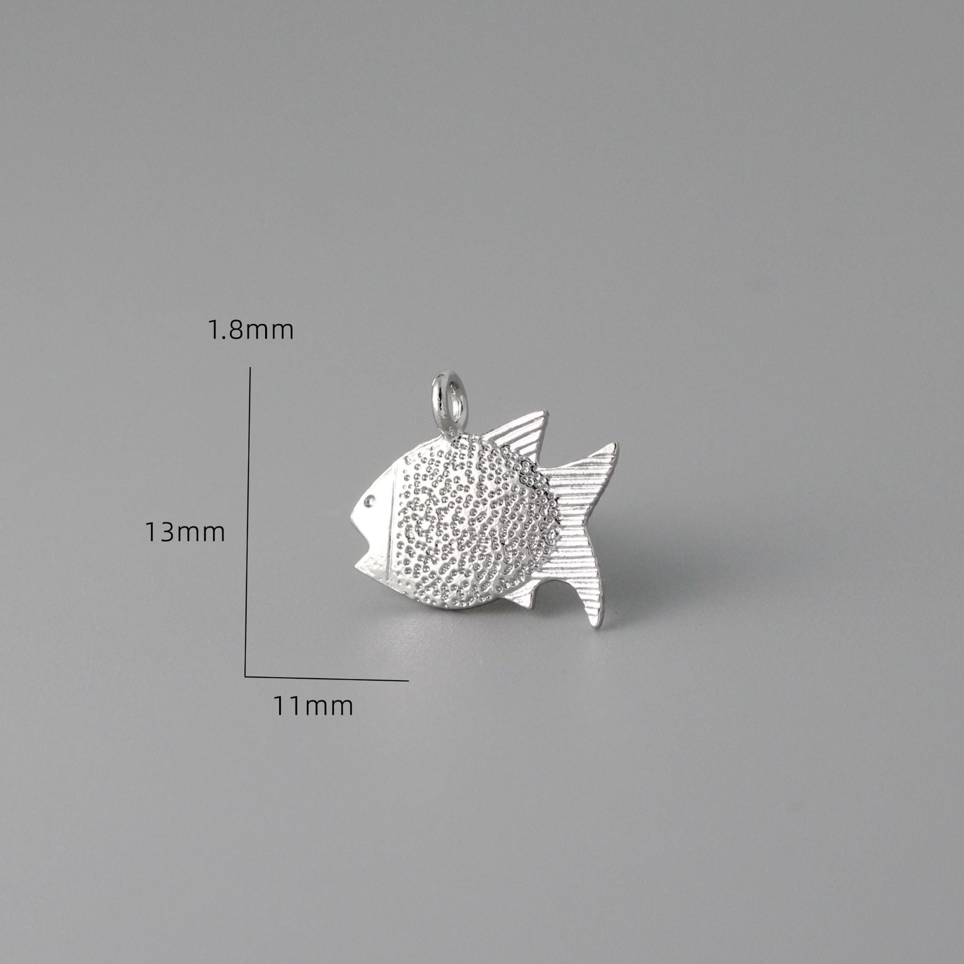 Cute Fish Pendant In Copper With 18K Real Gold Plated Electroplated Finish Jewelry Accessories