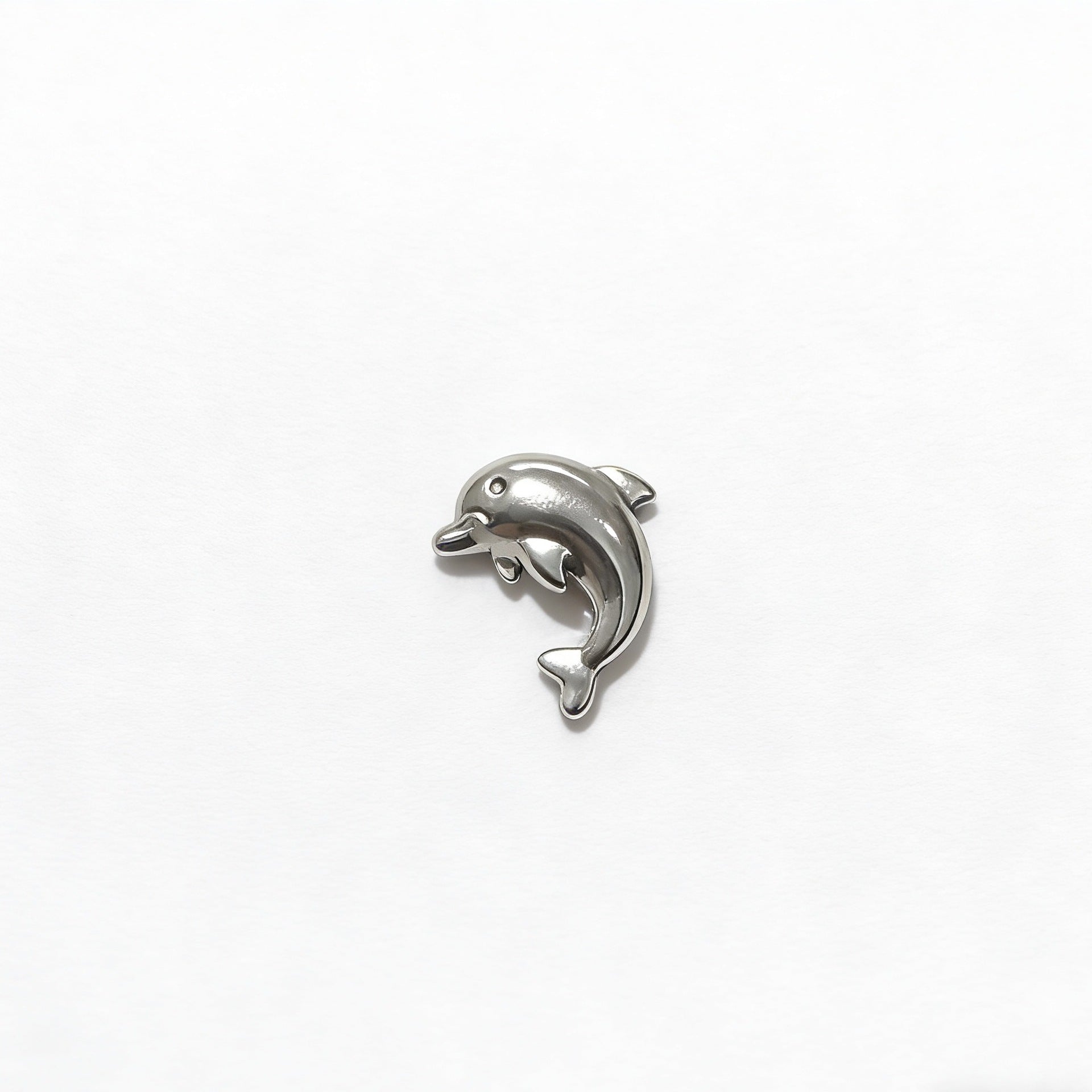Ocean Pattern Pendant In Steel Color, Made Of Titanium Steel, Featuring A Cute Style, Perfect For Spring