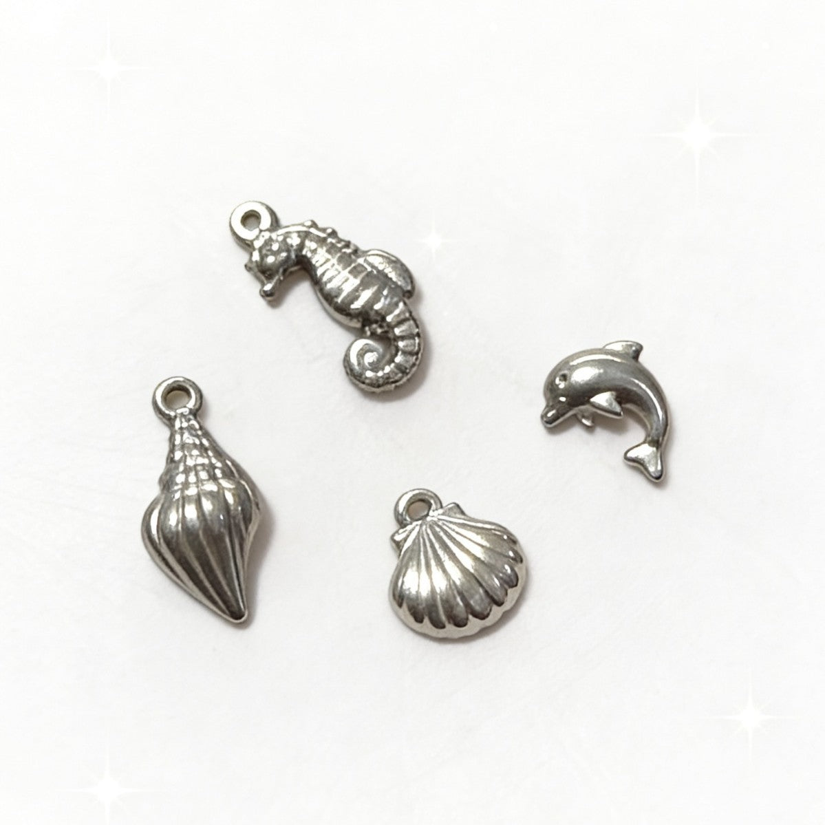 Ocean Pattern Pendant In Steel Color, Made Of Titanium Steel, Featuring A Cute Style, Perfect For Spring
