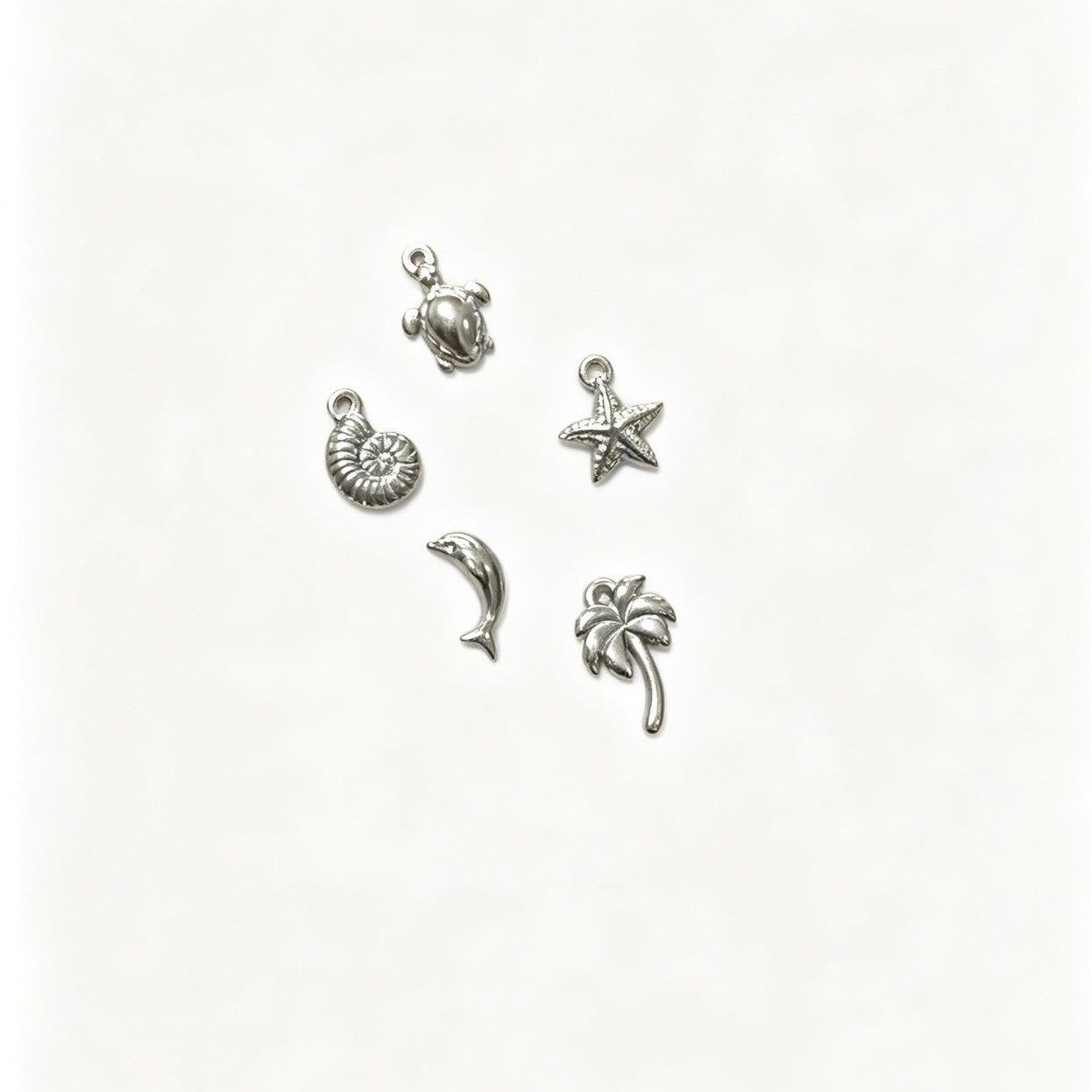 Ocean Pattern Pendant In Steel Color, Made Of Titanium Steel, Featuring A Cute Style, Perfect For Spring