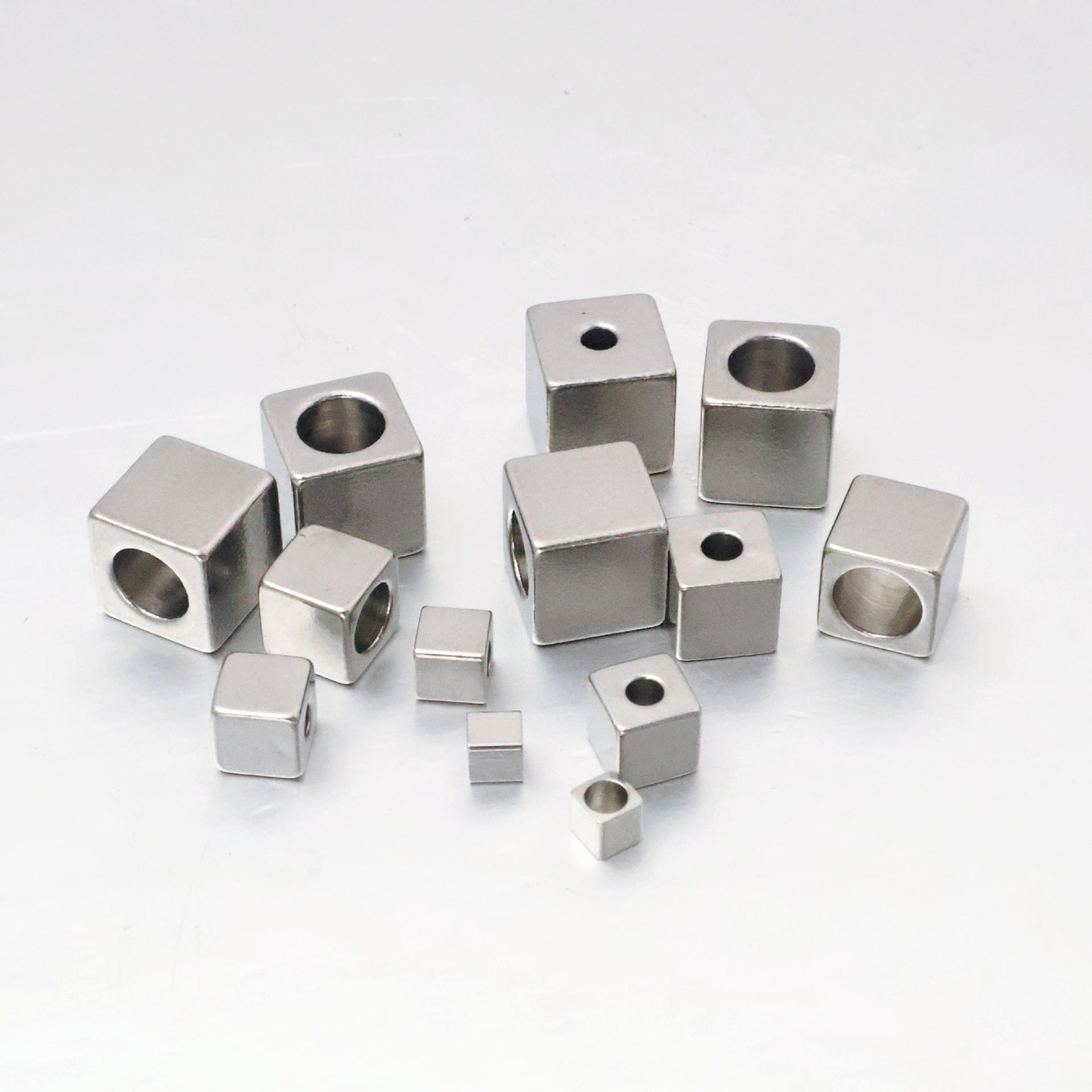 Geometric 304 Stainless Steel Beads With 2~2.9mm Hole Size In Steel Color For Jewelry Accessories