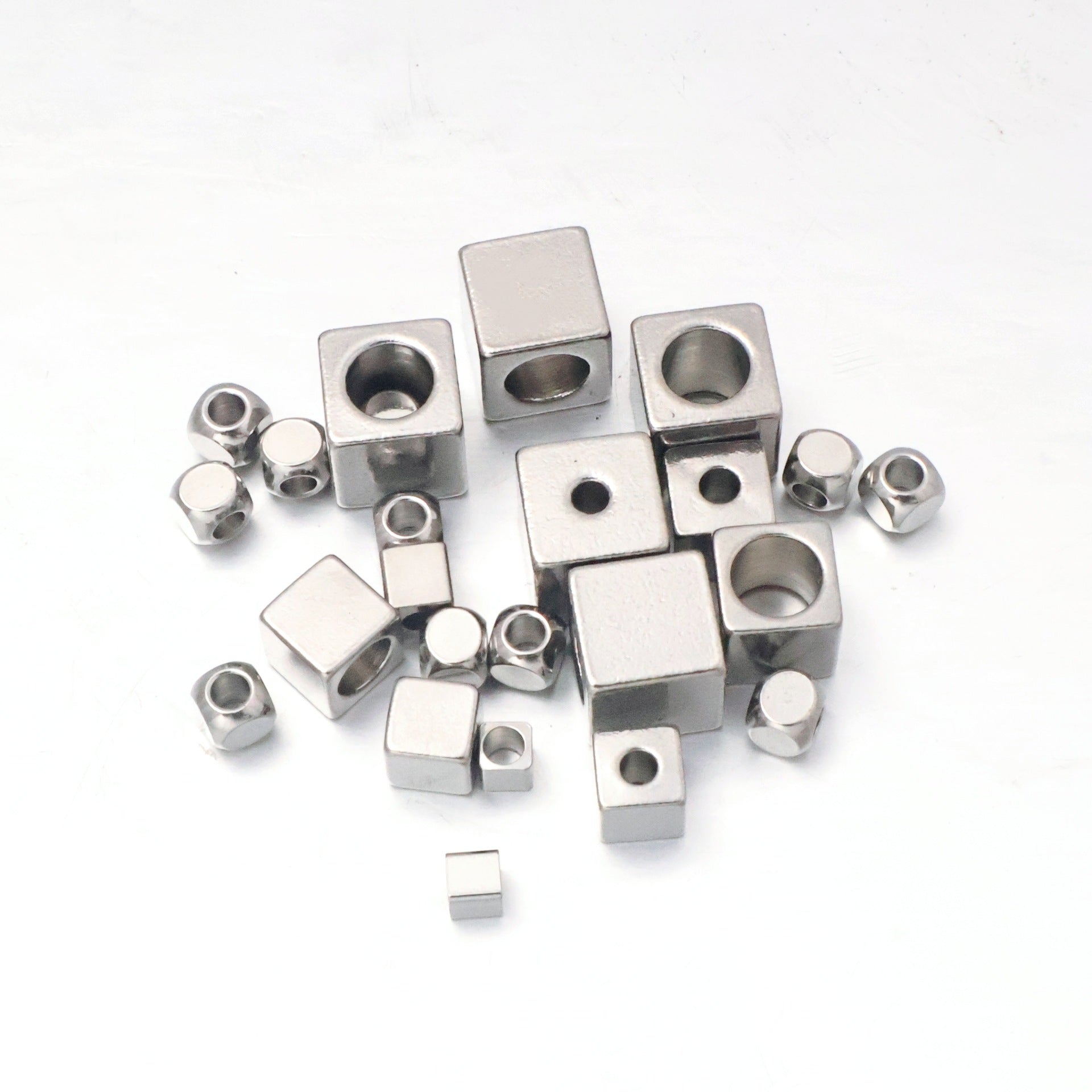 Geometric 304 Stainless Steel Beads With 2~2.9mm Hole Size In Steel Color For Jewelry Accessories