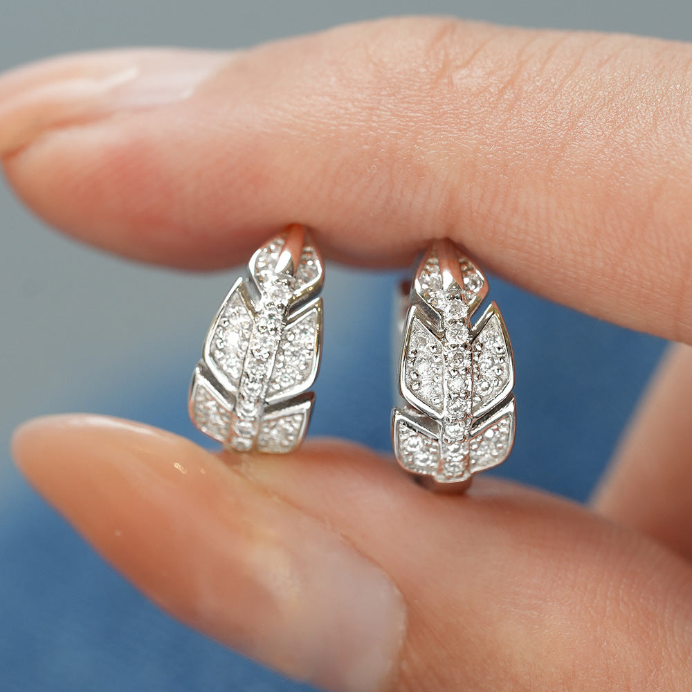 Maple Leaf Stud Earrings For Unisex In 925 Sterling Silver With Moissanite Inlay