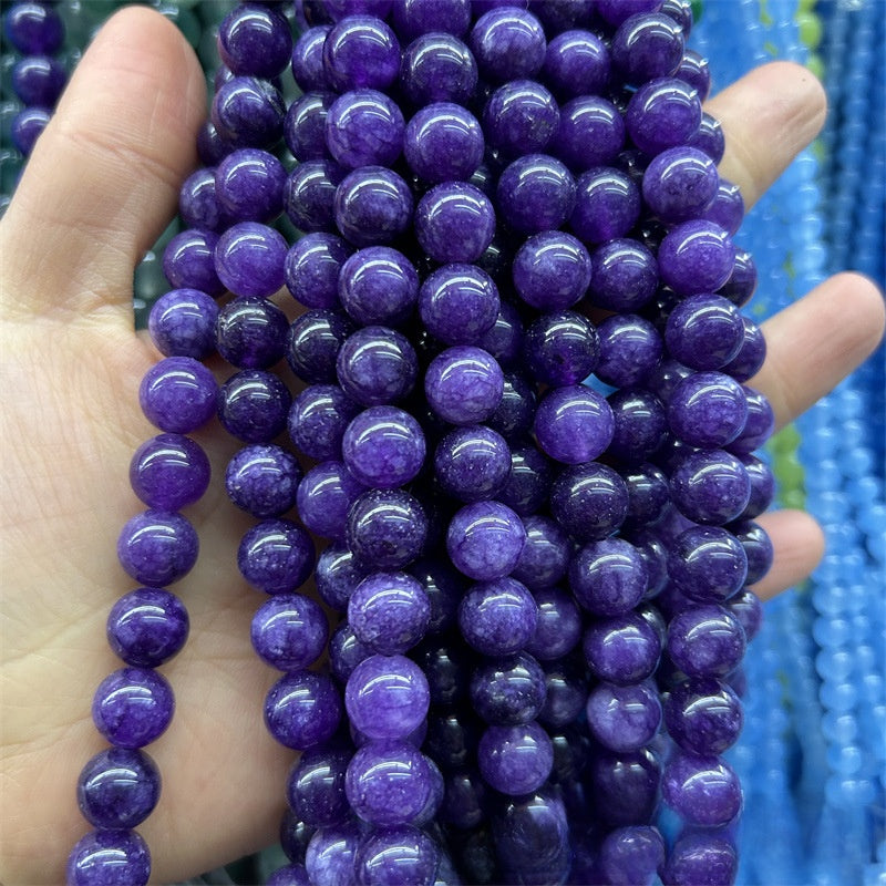 Natural Chalcedony Jewelry Featuring Elegant Beading Craftsmanship