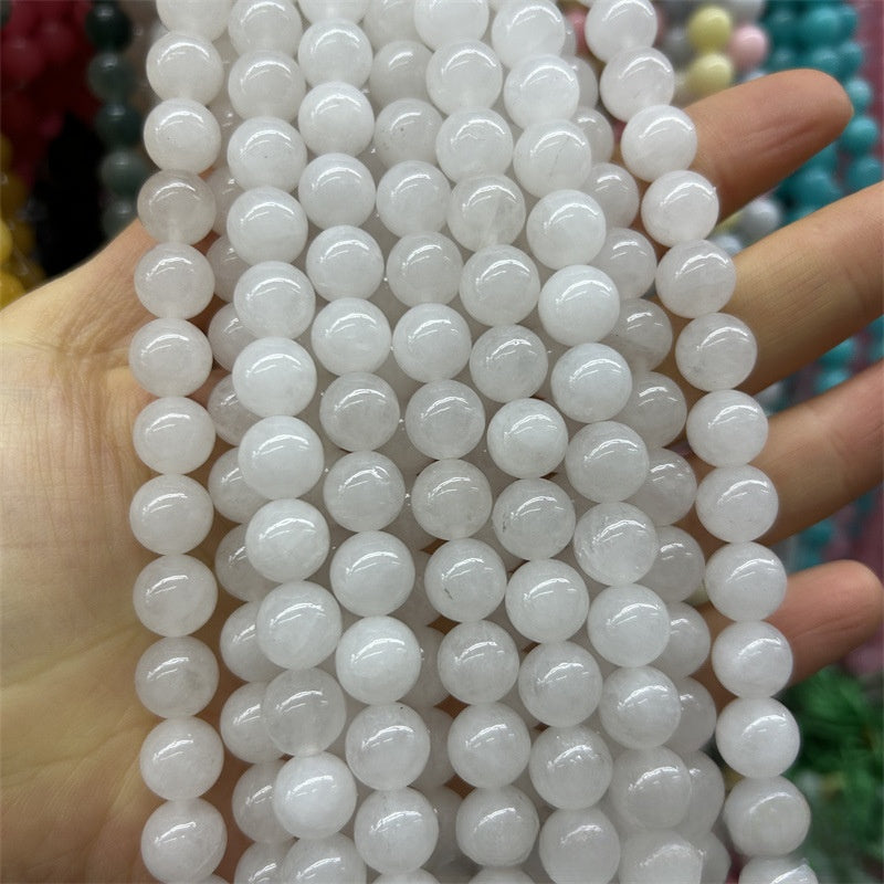 Natural Chalcedony Jewelry Featuring Elegant Beading Craftsmanship