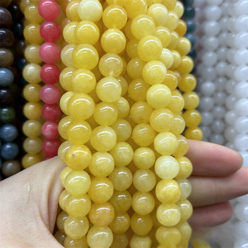 Natural Chalcedony Jewelry Featuring Elegant Beading Craftsmanship