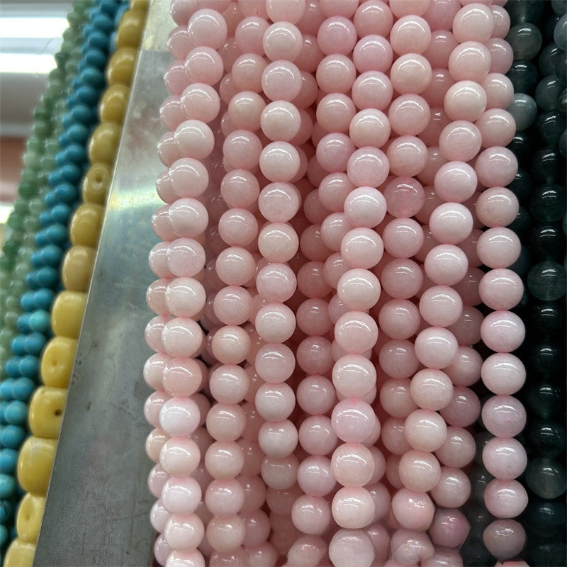 Natural Chalcedony Jewelry Featuring Elegant Beading Craftsmanship