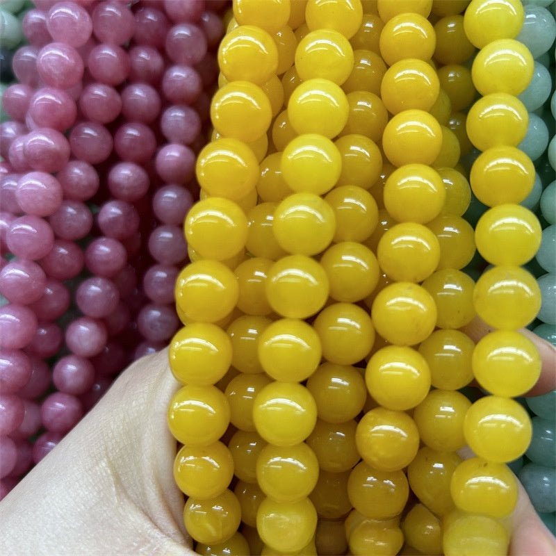 Natural Chalcedony Jewelry Featuring Elegant Beading Craftsmanship