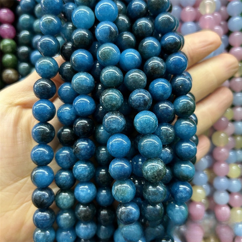 Natural Chalcedony Jewelry Featuring Elegant Beading Craftsmanship