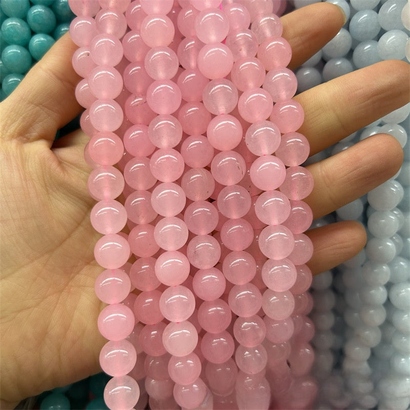 Natural Chalcedony Jewelry Featuring Elegant Beading Craftsmanship