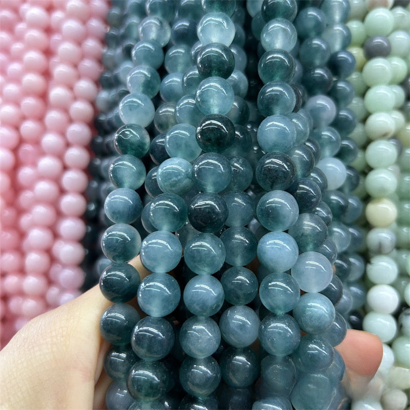 Natural Chalcedony Jewelry Featuring Elegant Beading Craftsmanship