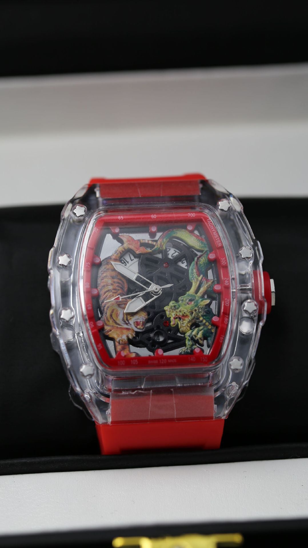 Men's Quartz Watch With Barrel Shape Dial, PU Strap, Pin Buckle, And Ordinary Glass Mirror