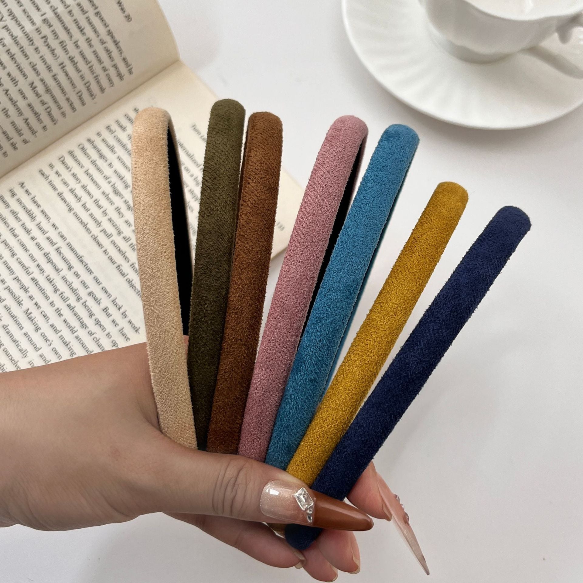 New Style Solid Color Velvet Hair Band For Women In Beige