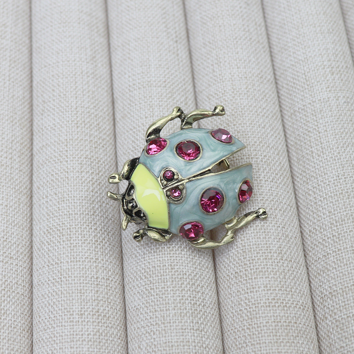 Alloy Insect Pin Featuring Enamel Craftsmanship