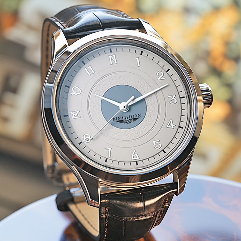 Men's Quartz Watch With Round Dial And Quartz Glass Mirror, Featuring Imitation Leather Strap And Pin Buckle